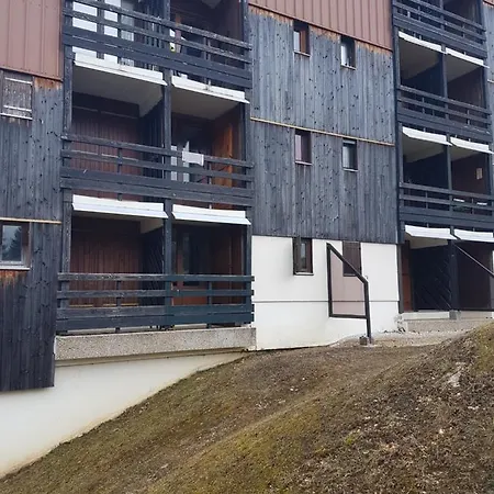 Renove, Calme Avec Terrasse S-o, Prestations De Qualite - Les Adraits