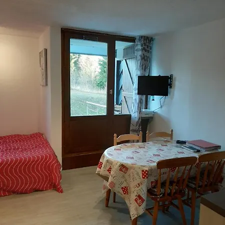 Renove, Calme Avec Terrasse S-o, Prestations De Qualite - Les Adraits Apartment